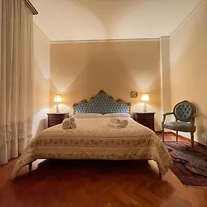 https://royal-suite-near-station-city-center.emilia-romagnahotels.net